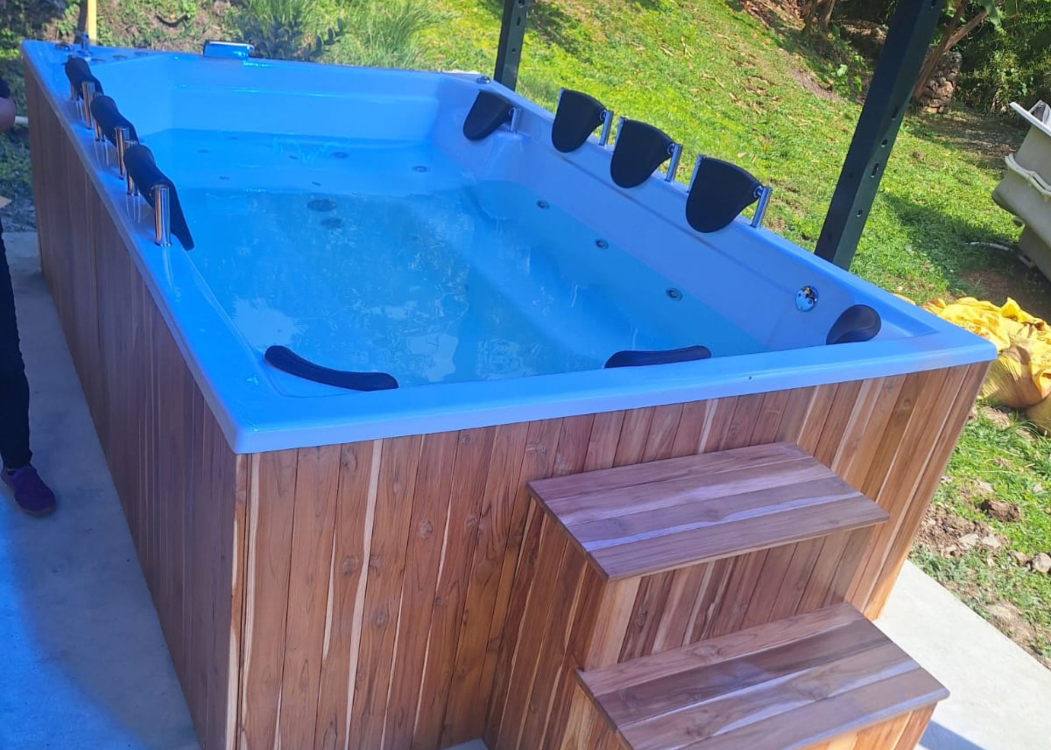 fabrica jacuzzis en cota