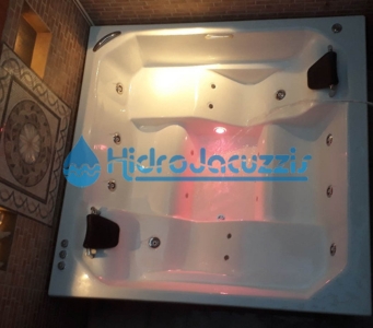 fabricantes de jacuzzis melgar